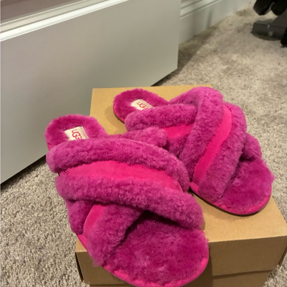 UGG Scuffita genuine Sherling slide slipper